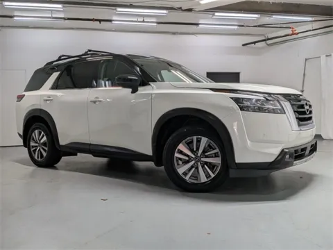 Photos of 2022 Nissan Pathfinder SL for sale in Marietta, GA at Gravity Autos Marietta