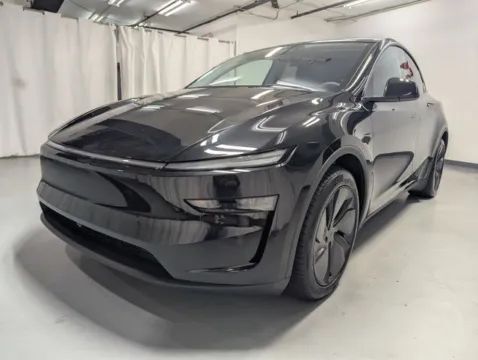 More photos of 2026 Tesla Model Y Long Range at Gravity Autos Marietta, GA