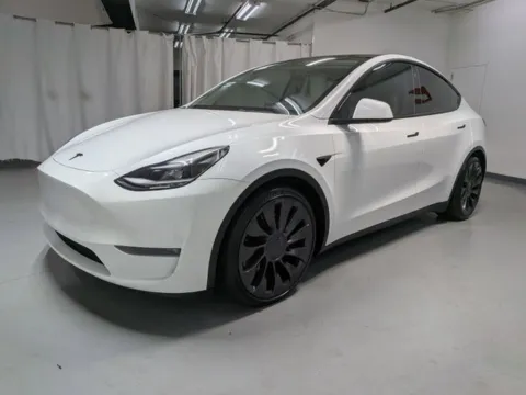 More photos of 2022 Tesla Model Y Performance at Gravity Autos Marietta, GA