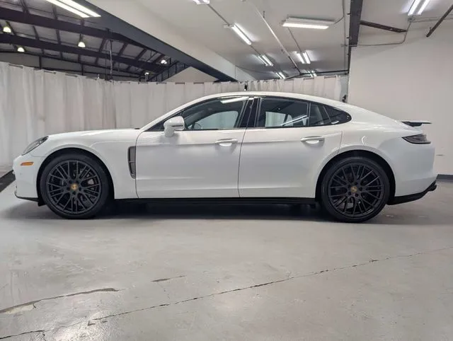 2023 Porsche Panamera Platinum Edition - Photo 26