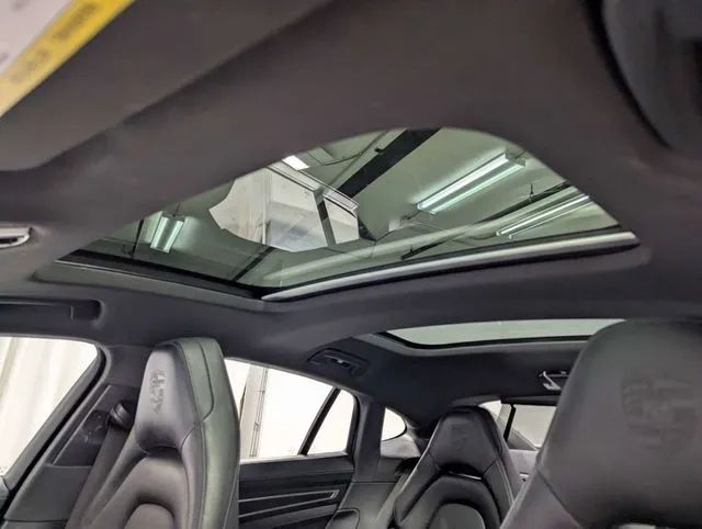 2023 Porsche Panamera Platinum Edition - Photo 15