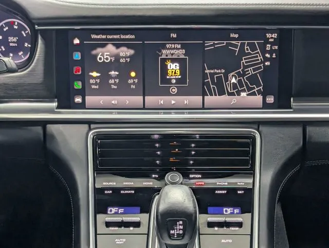 2023 Porsche Panamera Platinum Edition - Photo 13