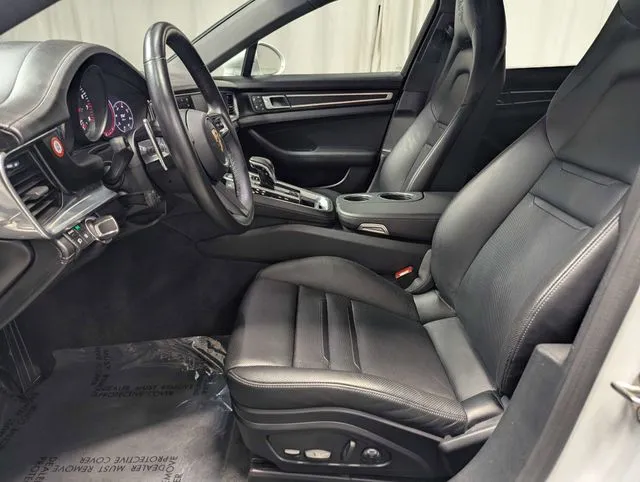 2023 Porsche Panamera Platinum Edition - Photo 11