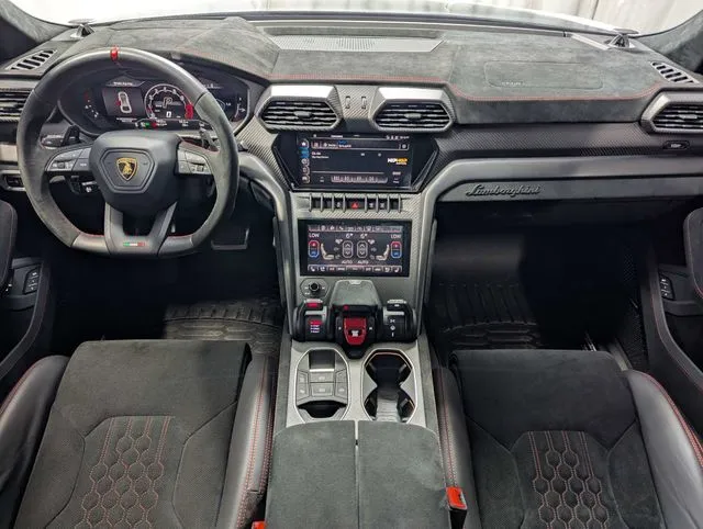 2023 Lamborghini Urus Performante - Photo 6