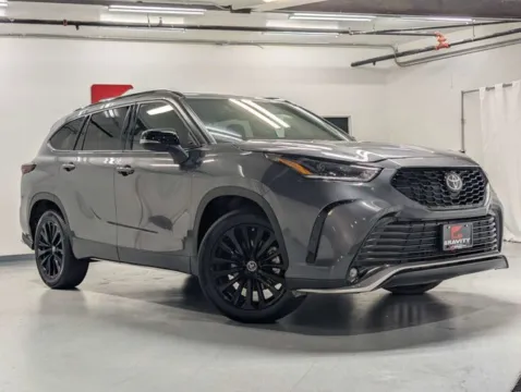 Photos of 2025 Toyota Highlander XSE for sale in Marietta, GA at Gravity Autos Marietta