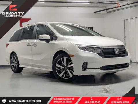 White 2023 Honda Odyssey Touring for sale in Marietta, GA
