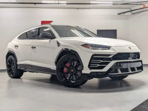 Photos of 2019 Lamborghini Urus for sale in Marietta, GA at Gravity Autos Marietta