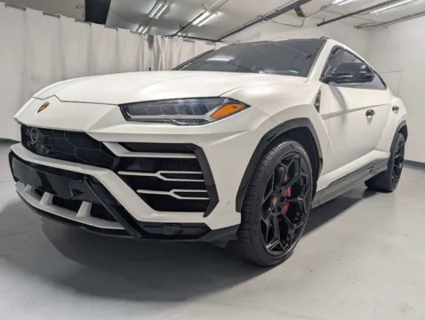 More photos of 2019 Lamborghini Urus at Gravity Autos Marietta, GA