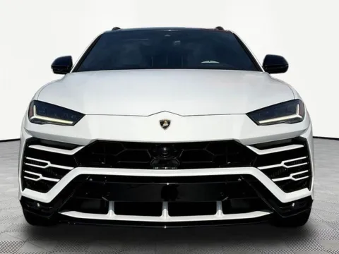 Photos of 2019 Lamborghini Urus for sale in Marietta, GA at Gravity Autos Marietta