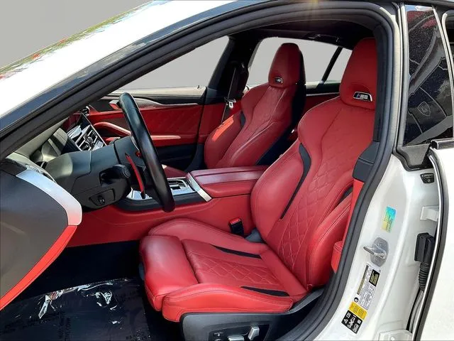 BMW M8 photo 22