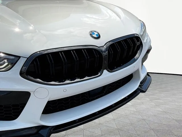 BMW M8 photo 33