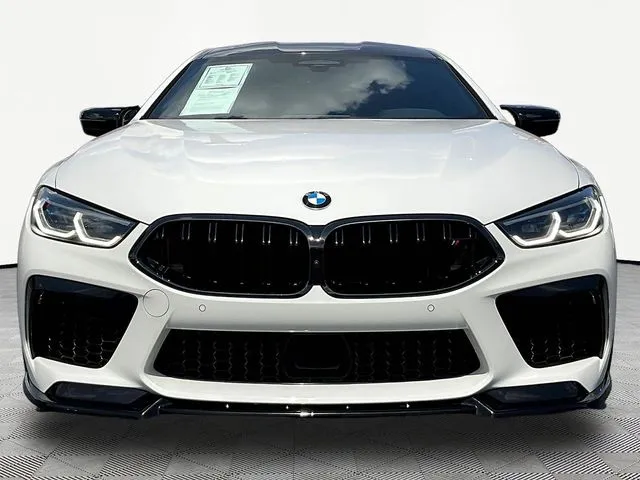 BMW M8 photo 2