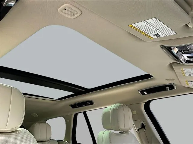 Land Rover Range Rover photo 29