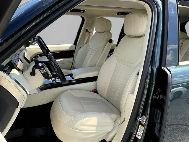 Land Rover Range Rover photo 23