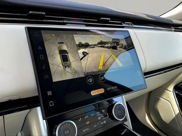 Land Rover Range Rover photo 16