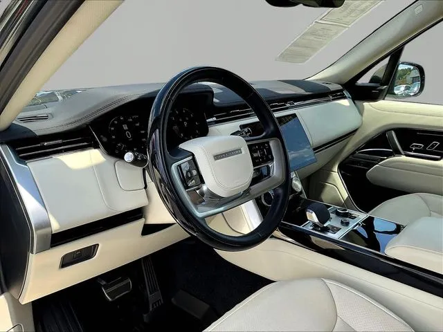 Land Rover Range Rover photo 19