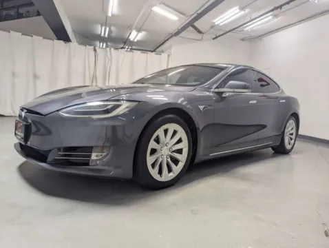More photos of 2018 Tesla Model S 75D at Gravity Autos Marietta, GA