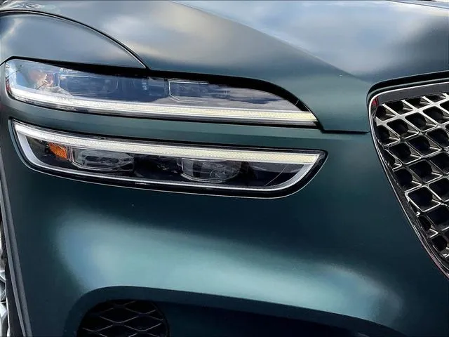 Genesis GV70 photo 33