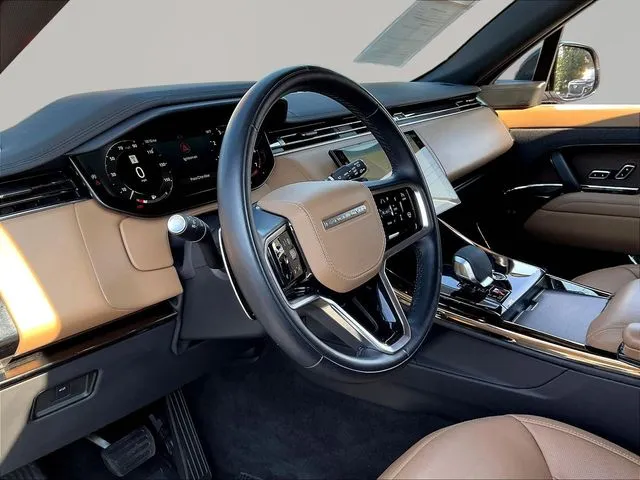 Land Rover Range Rover Sport photo 17