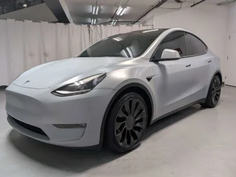 More photos of 2022 Tesla Model Y Performance at Gravity Autos Marietta, GA