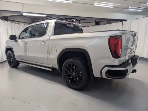 More photos of 2022 GMC Sierra 1500 Denali at Gravity Autos Marietta, GA