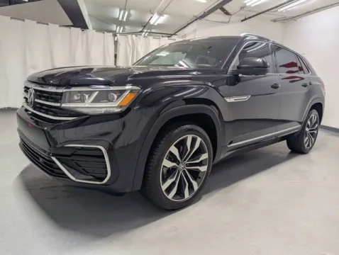 More photos of 2022 Volkswagen Atlas Cross Sport 3.6L V6 SEL Premium R-Line at Gravity Autos Marietta, GA