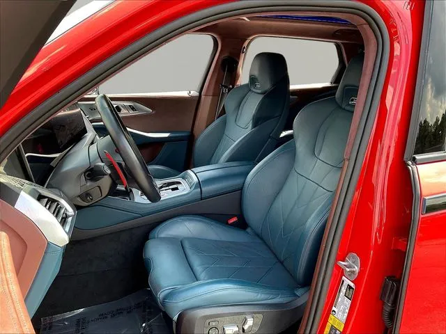 BMW XM photo 23