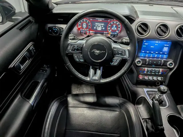 2021 Ford Mustang GT Premium - Photo 7
