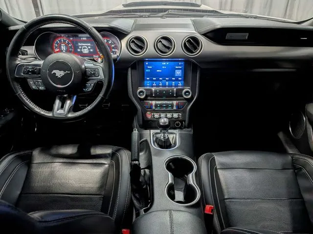 2021 Ford Mustang GT Premium - Photo 6