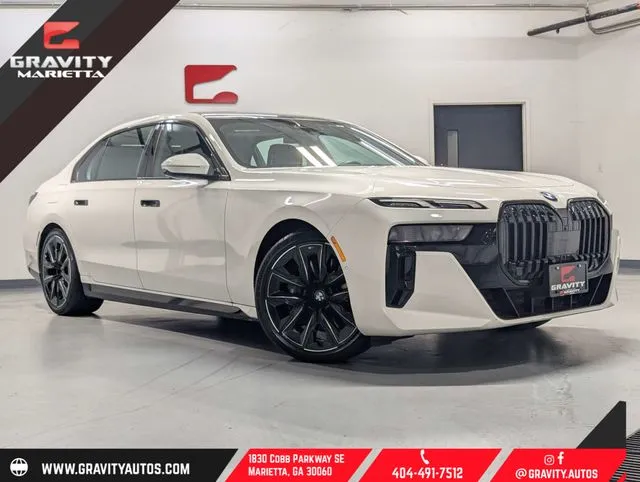 2023 BMW 7 Series 740i's photo