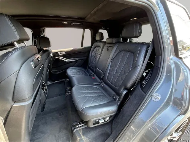 BMW X7 photo 23