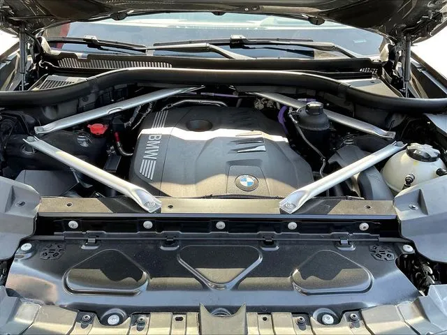 BMW X7 photo 32