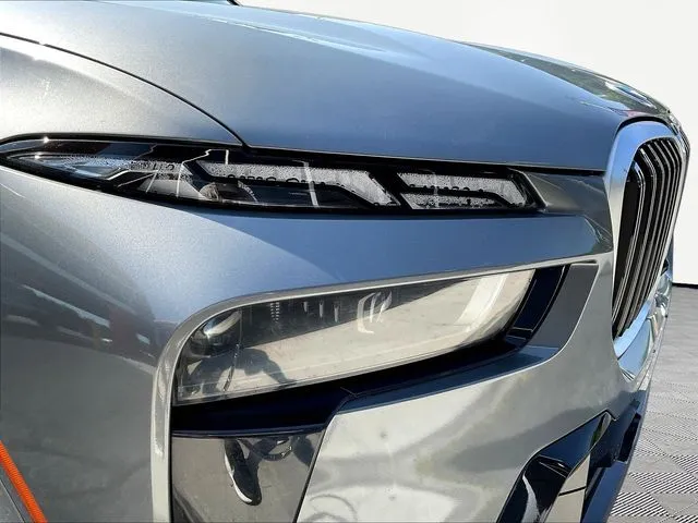 BMW X7 photo 34