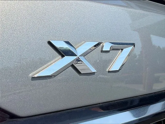 BMW X7 photo 25