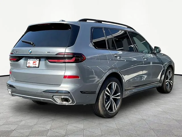 BMW X7 photo 7