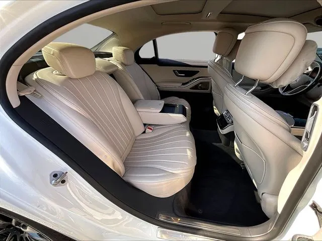 Mercedes-Benz S-Class photo 26