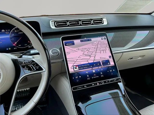 Mercedes-Benz S-Class photo 11