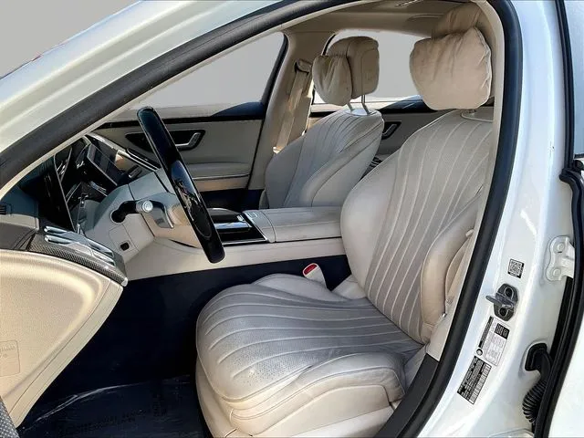 Mercedes-Benz S-Class photo 22
