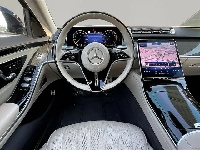 Mercedes-Benz S-Class photo 10