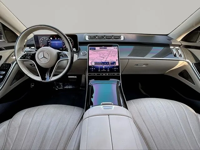 Mercedes-Benz S-Class photo 9
