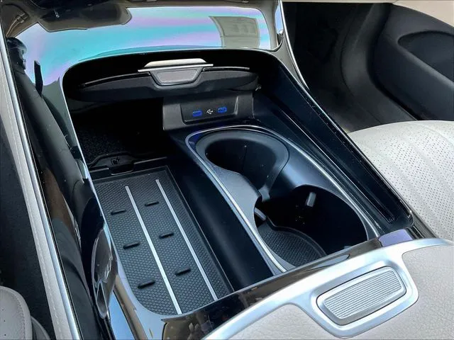 Mercedes-Benz S-Class photo 17