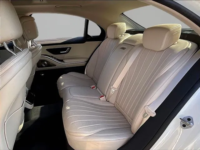 Mercedes-Benz S-Class photo 23