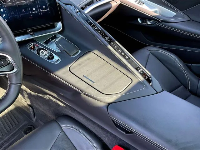 Chevrolet Corvette photo 18