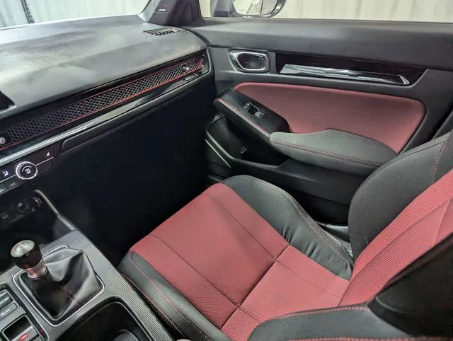 Honda Civic Si photo 8