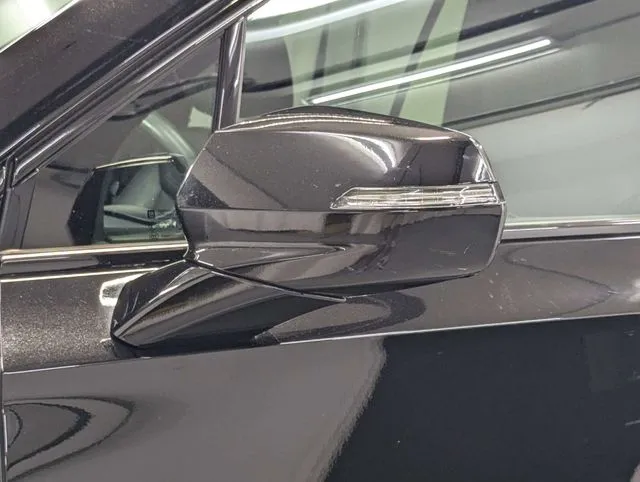 Cadillac XT6 photo 29