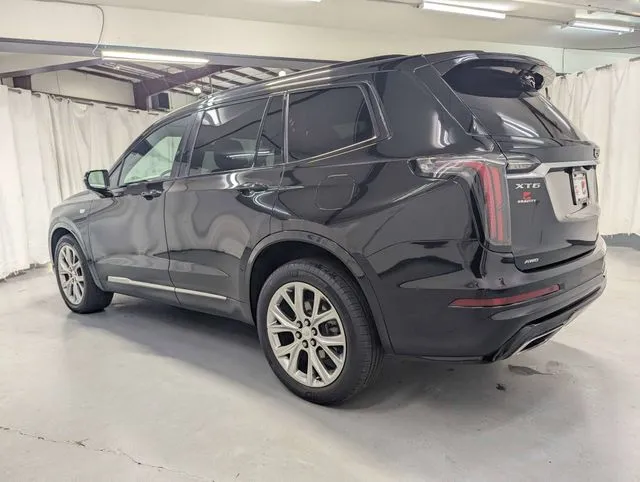 Cadillac XT6 photo 4