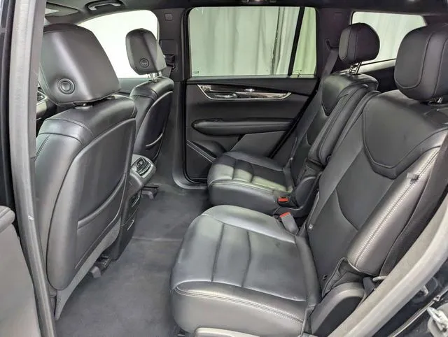 Cadillac XT6 photo 10