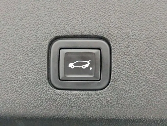 Cadillac XT6 photo 26