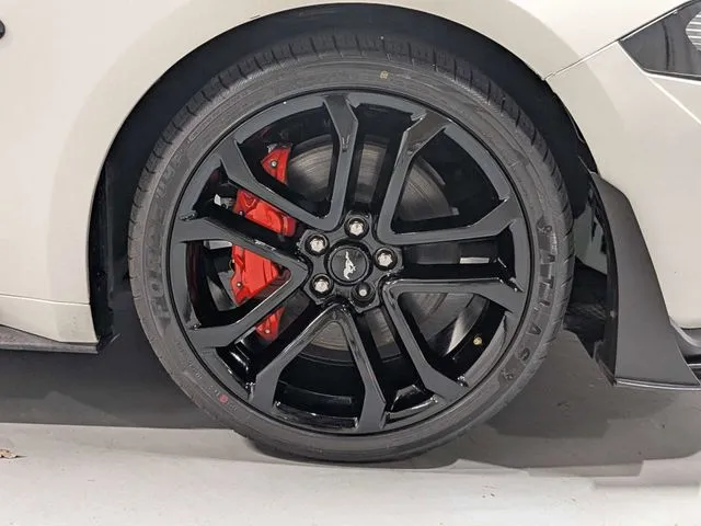 2021 Ford Mustang GT Premium - Photo 27