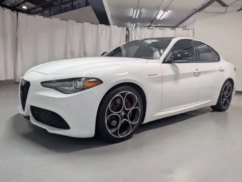 More photos of 2022 Alfa Romeo Giulia Veloce at Gravity Autos Marietta, GA